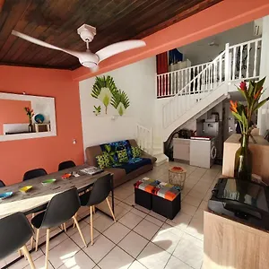 Appartement Ker-eol Canouan Avec Piscine, Sainte-Anne